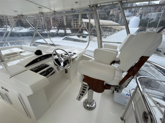 Riviera 58 Flybridge Open usado à venda