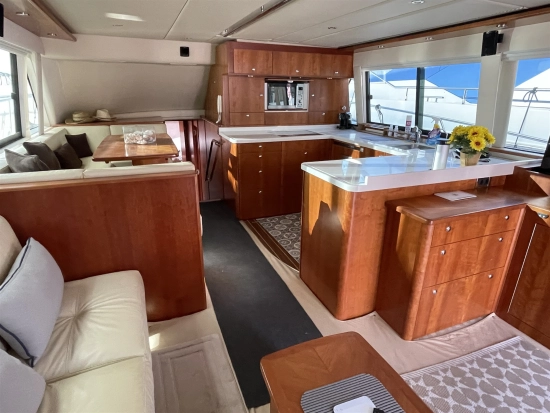 Riviera 58 Flybridge Open usado à venda