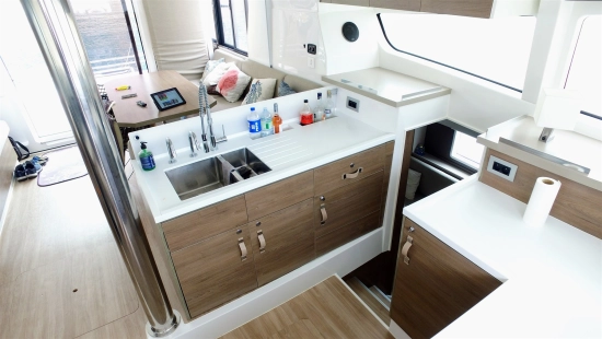 Bali Catamarans Bali 4.2 usata in vendita