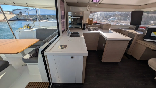 Fountaine Pajot Astrea 42 de segunda mano en venta
