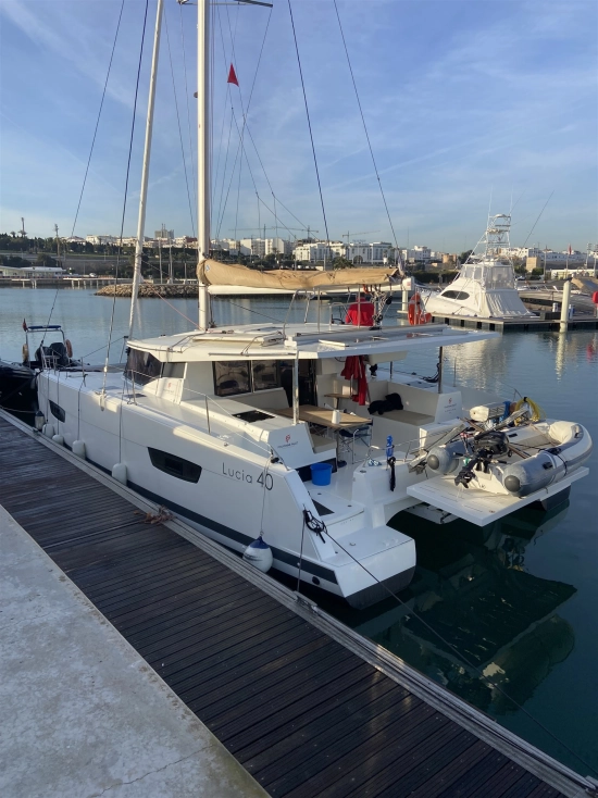 Fountaine Pajot Lucia 40 usado à venda