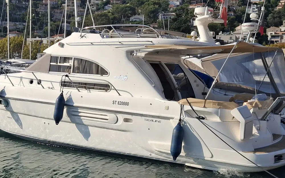 Sealine 350 Fly usado à venda
