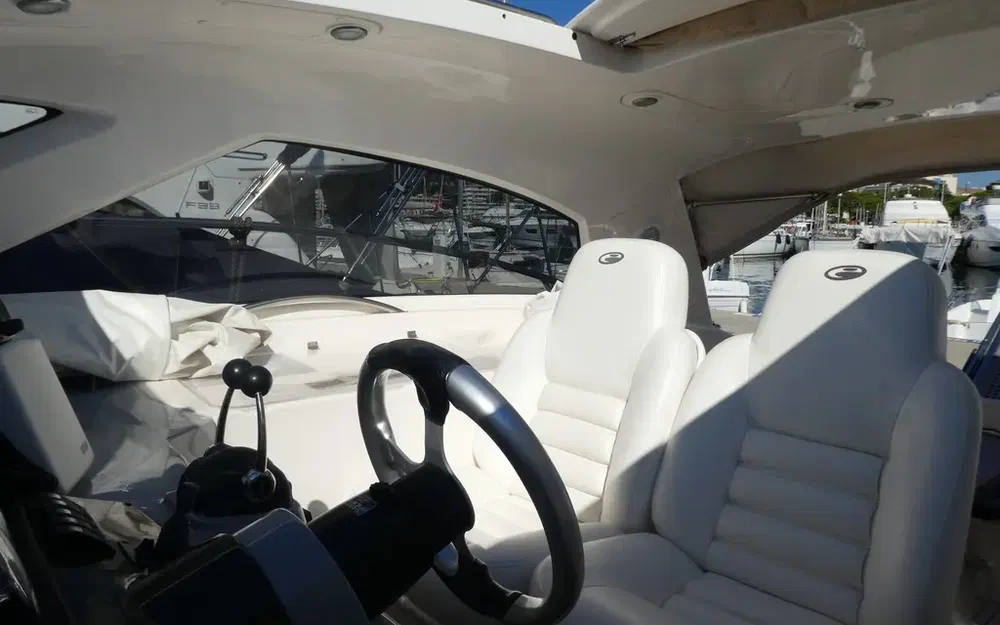 Elan Marine 35 Power de segunda mano en venta