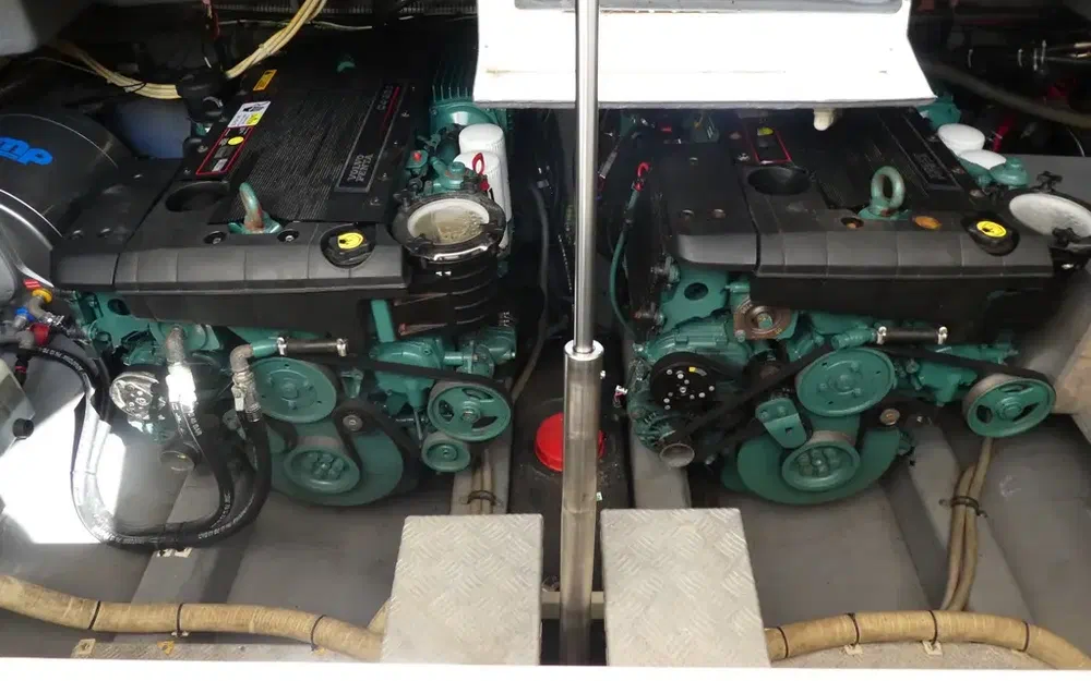 Elan Marine 35 Power de segunda mano en venta