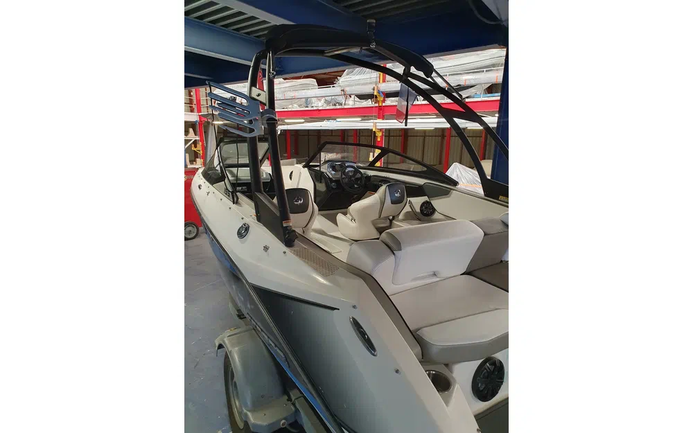 Scarab 195 Impulse usata in vendita