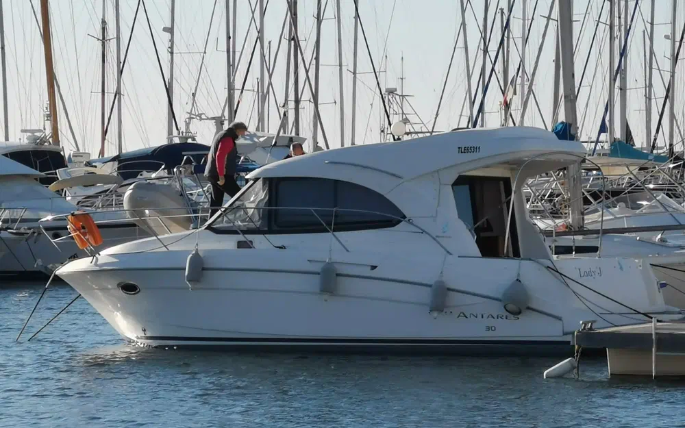 Beneteau Antares 30 de segunda mano en venta