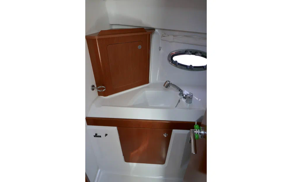 Beneteau Antares 30 usata in vendita