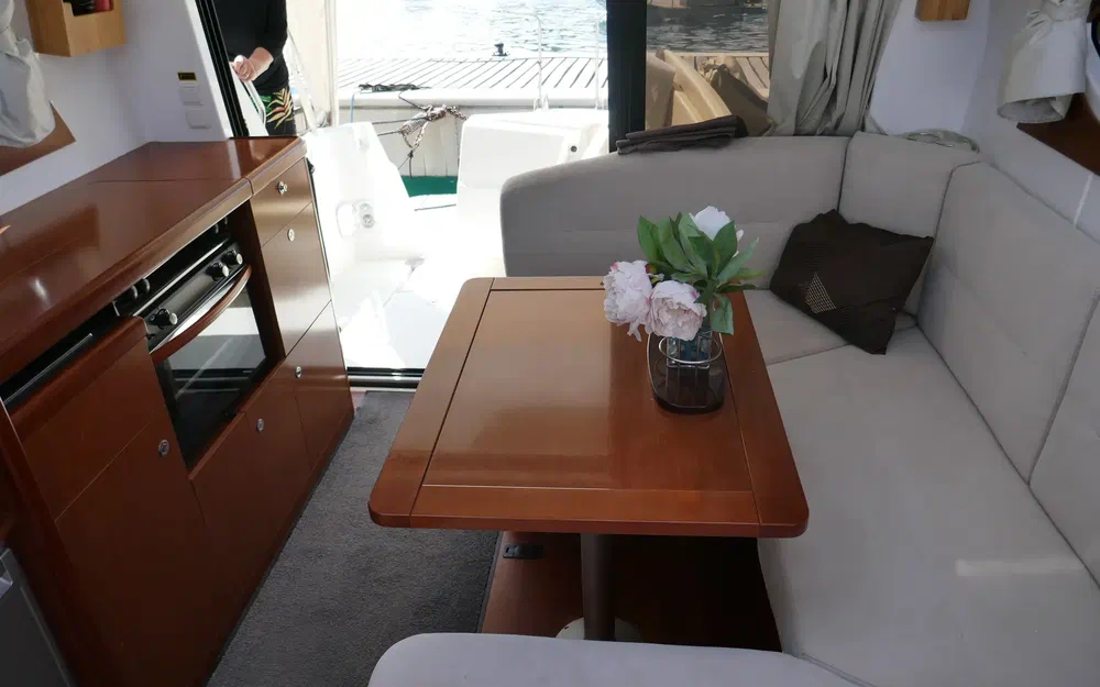 Beneteau Antares 30 usata in vendita