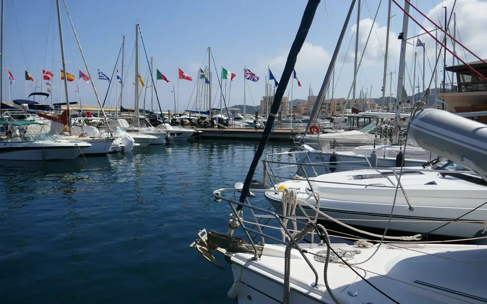 Beneteau Antares 30 usata in vendita