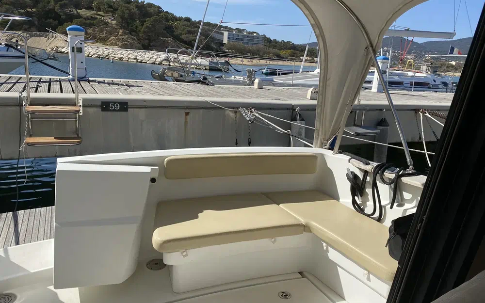 Beneteau Antares 30 usata in vendita
