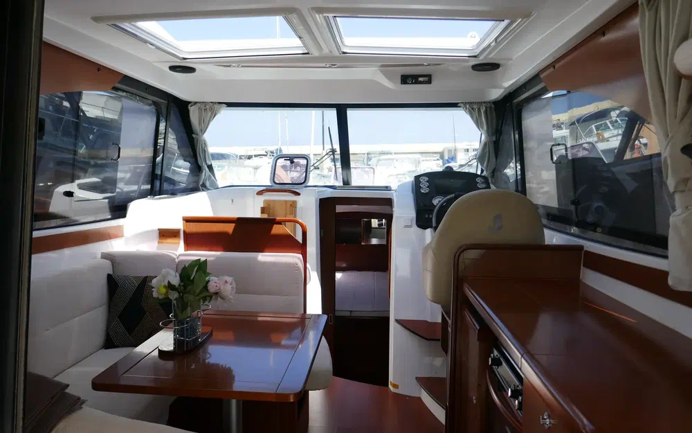 Beneteau Antares 30 usata in vendita