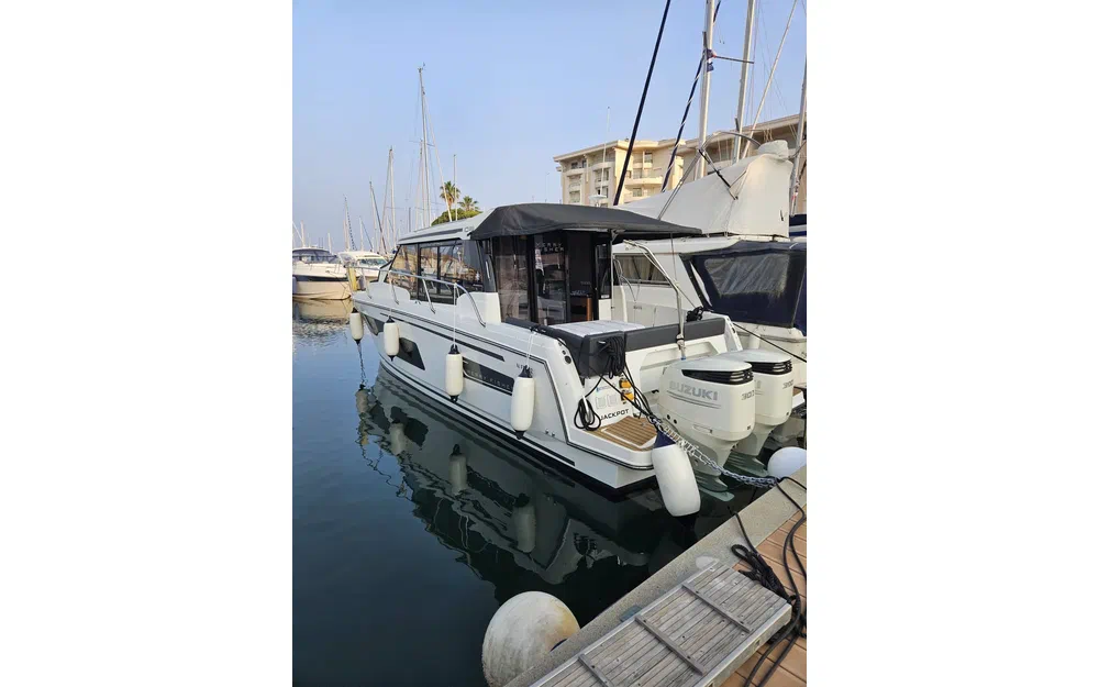 Jeanneau Merry Fisher 1095 de segunda mano en venta