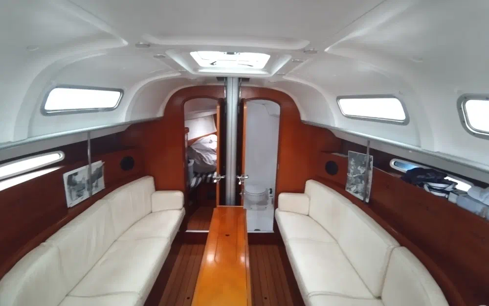 Beneteau First 40.7 usado à venda