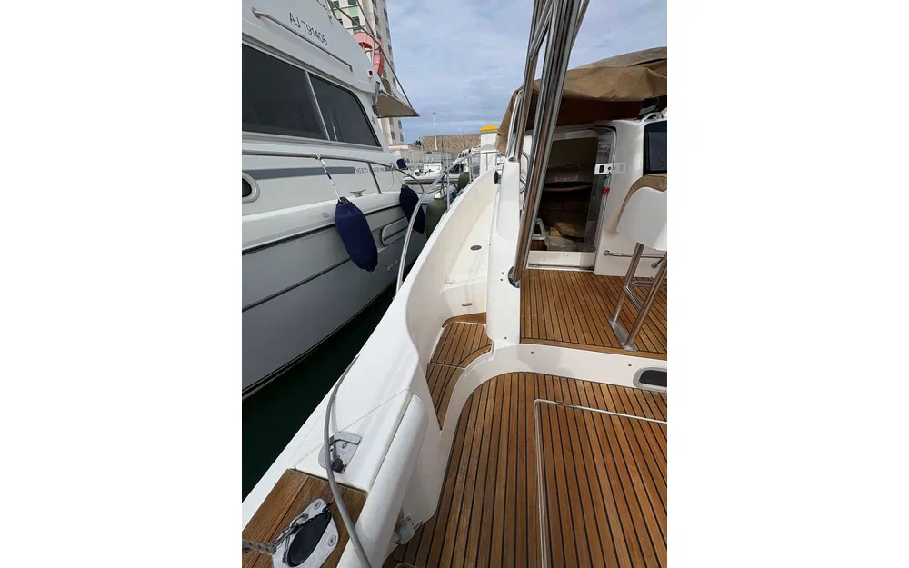 Jeanneau Cap Camarat 925 de segunda mano en venta