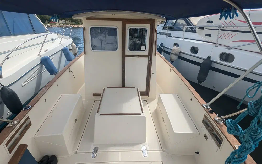 Rhea marine 750 usata in vendita