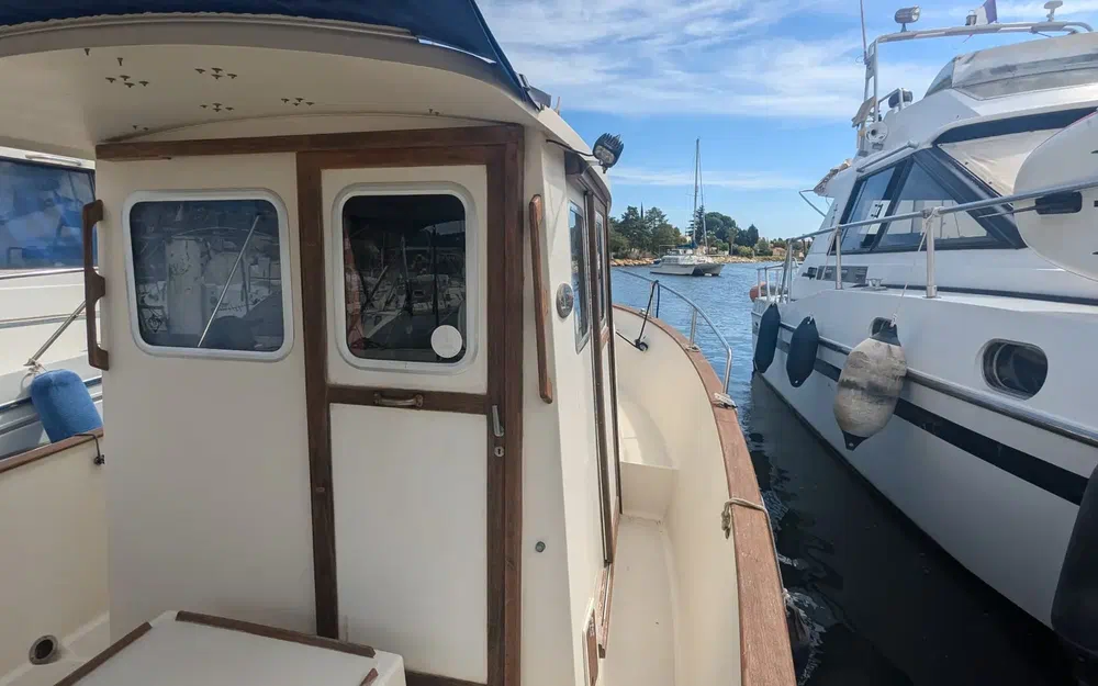 Rhea marine 750 usata in vendita