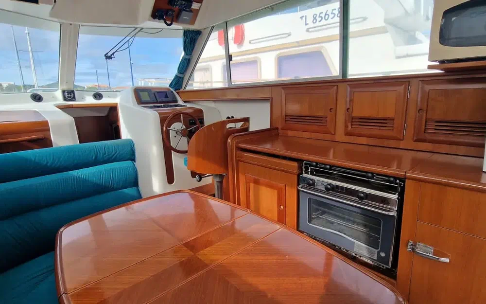 Beneteau Antares 10.80 de segunda mano en venta