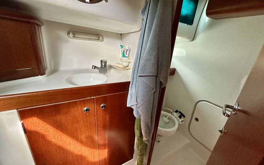 Beneteau Antares 10.80 de segunda mano en venta