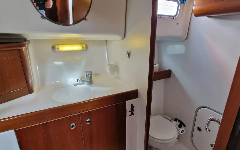 Beneteau Antares 10.80 de segunda mano en venta