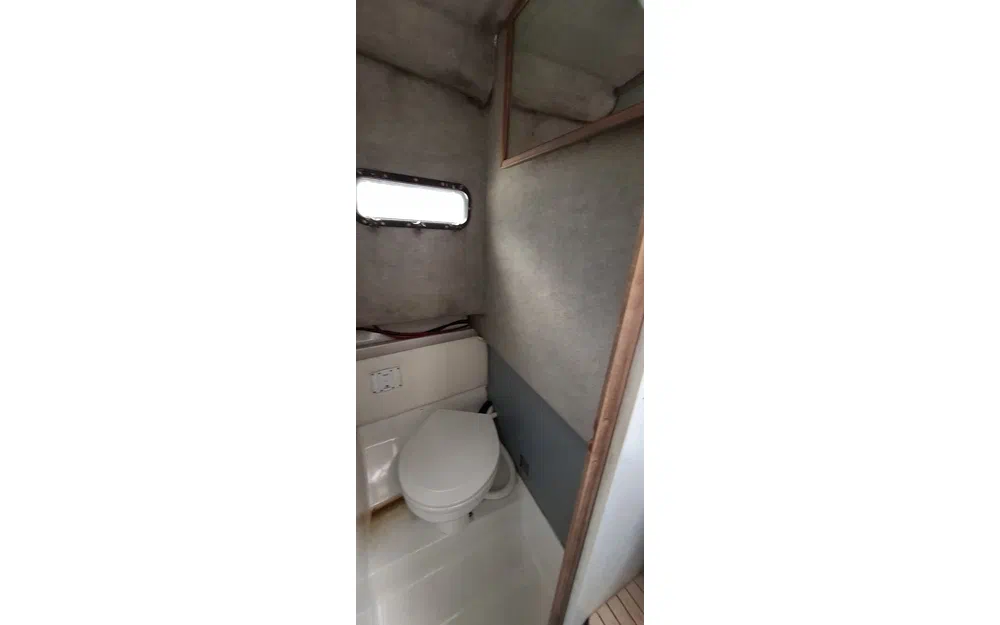 Bayliner Trophy 2502 usata in vendita