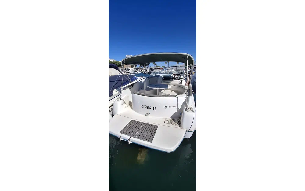 Jeanneau Leader 805 usata in vendita