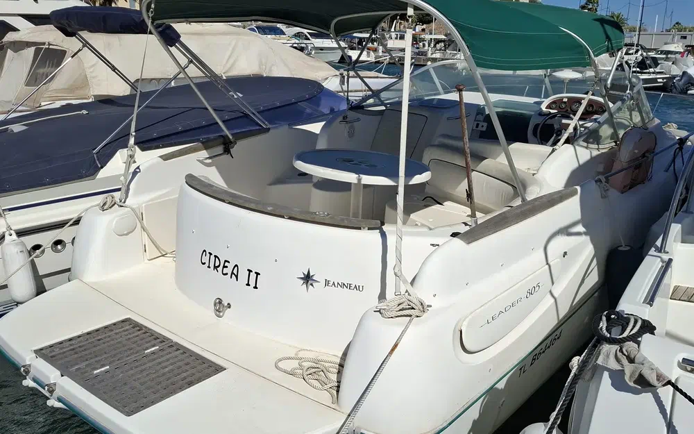 Jeanneau Leader 805 usata in vendita