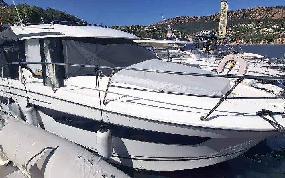 Jeanneau Merry Fisher 895 usata in vendita