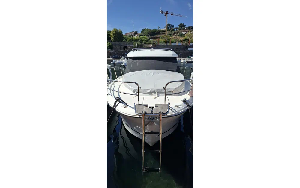 Jeanneau Merry Fisher 895 usado à venda