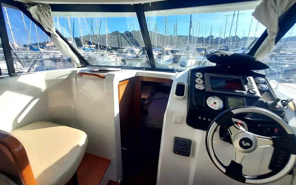 Beneteau Antares 30 de segunda mano en venta