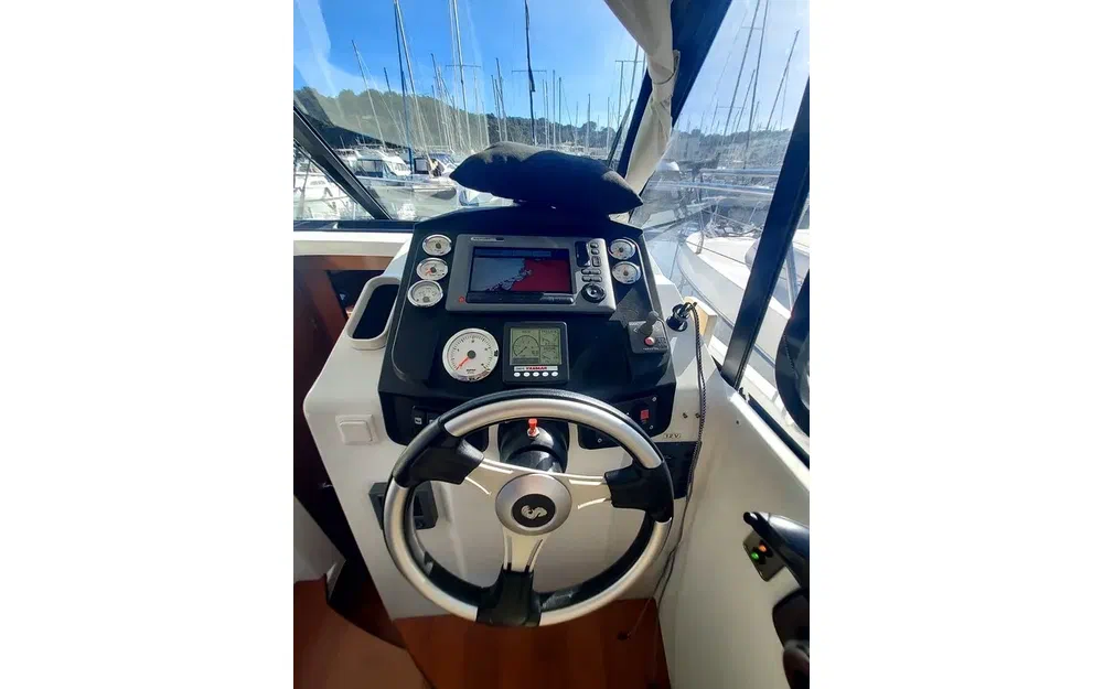 Beneteau Antares 30 de segunda mano en venta