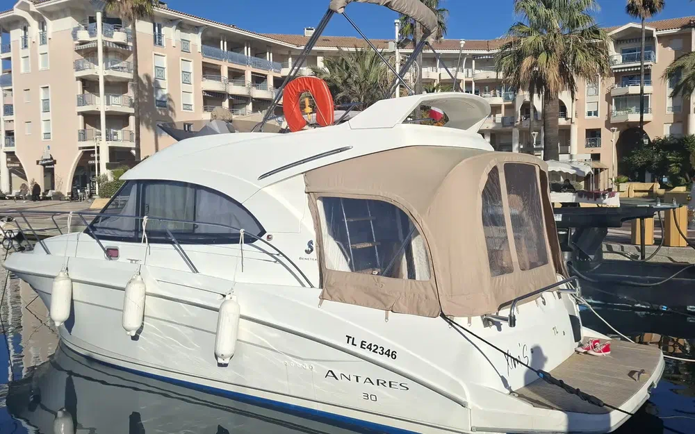 Beneteau Antares 30 de segunda mano en venta