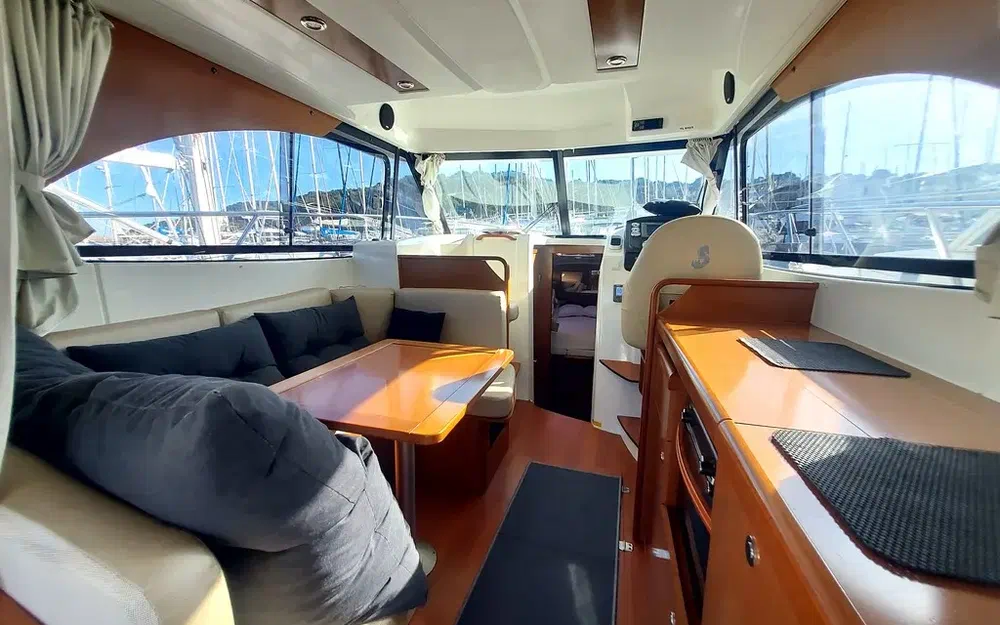 Beneteau Antares 30 de segunda mano en venta
