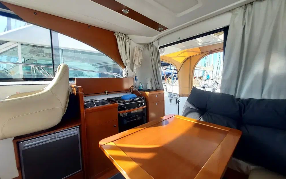 Beneteau Antares 30 de segunda mano en venta