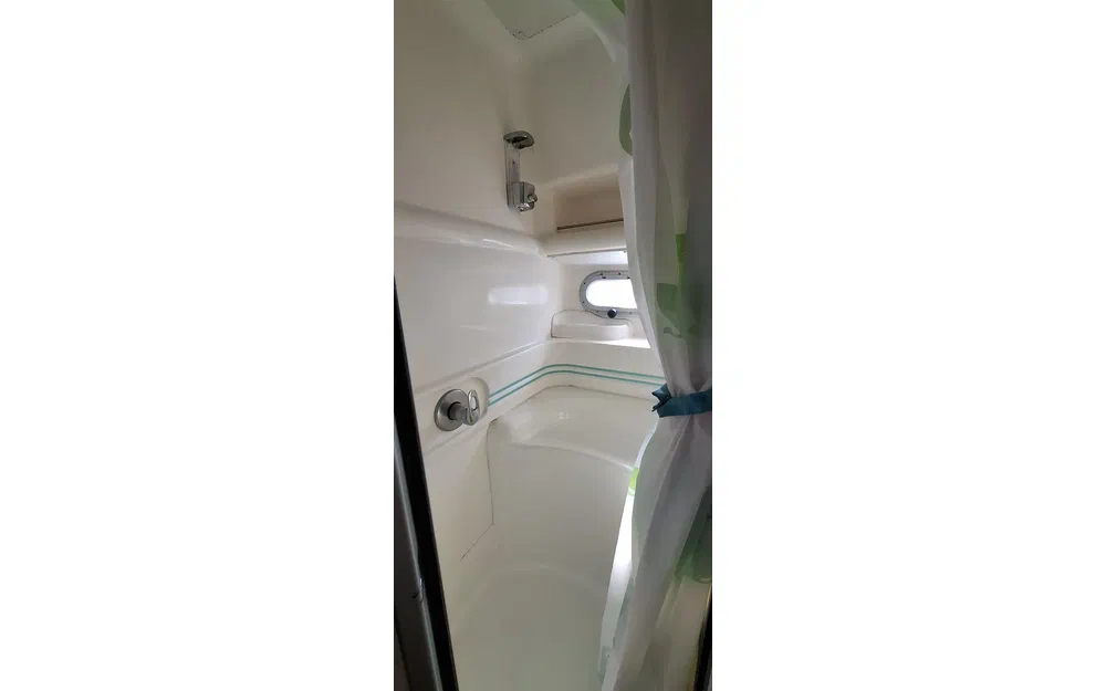 Sealine 360 usado à venda