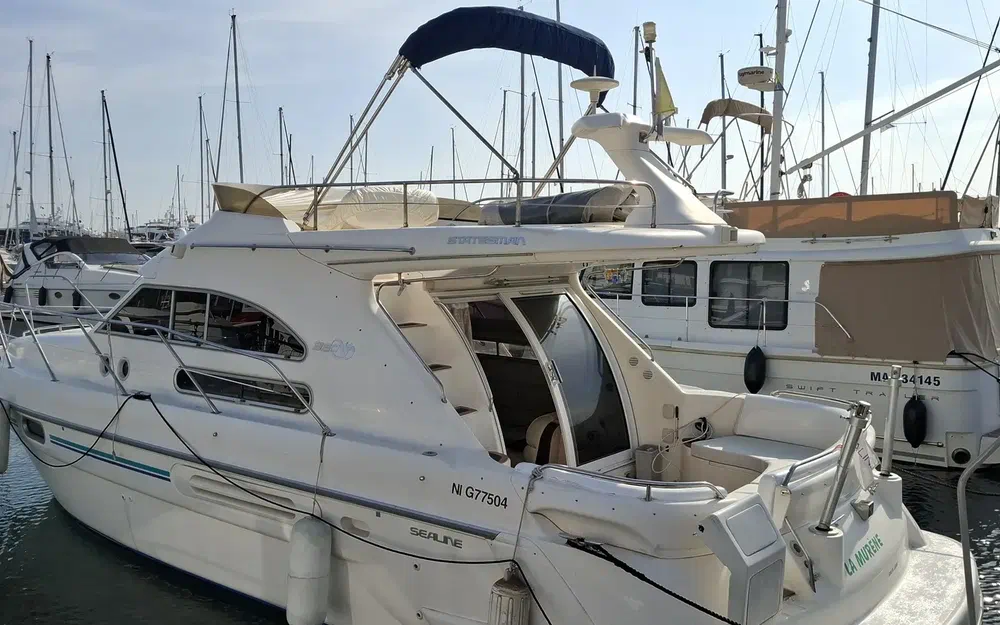 Sealine 360 usado à venda