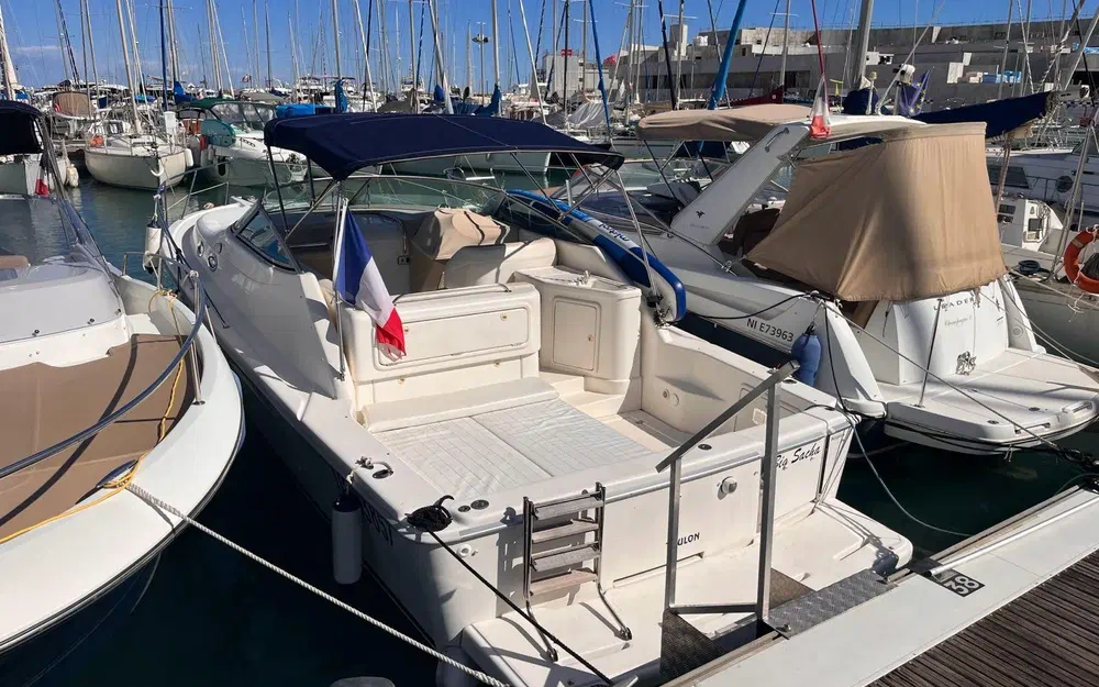 Riviera 3000 usado à venda