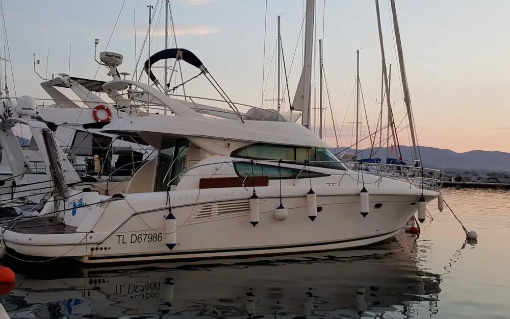 Jeanneau Prestige 42 usado à venda