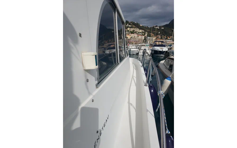 Beneteau Antares 760 de segunda mano en venta