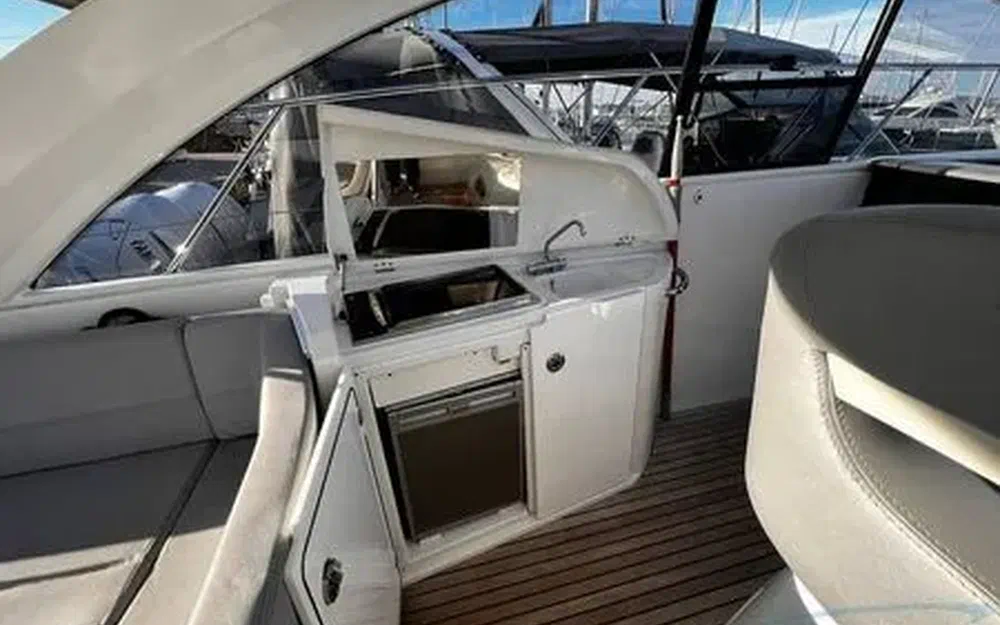 Beneteau Grand Turismo GT 38 usado à venda