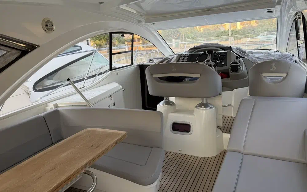 Beneteau Grand Turismo GT 38 usado à venda