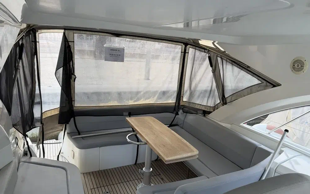 Beneteau Grand Turismo GT 38 usado à venda