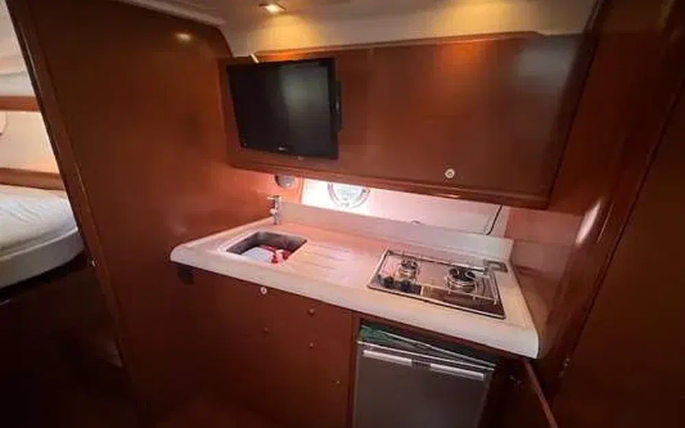 Beneteau Grand Turismo GT 38 usado à venda