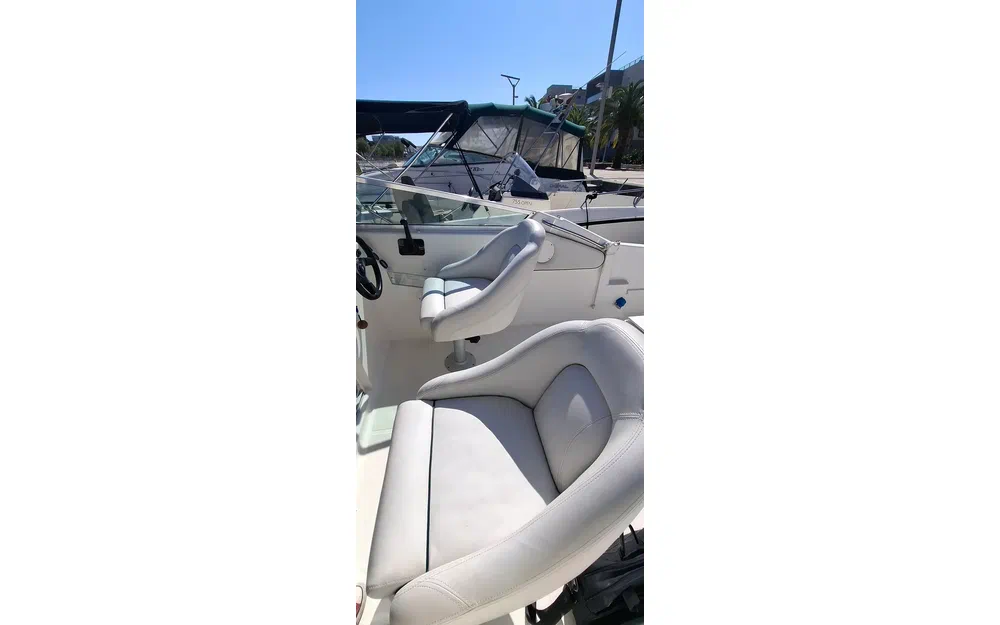 Jeanneau Leader 705 de segunda mano en venta