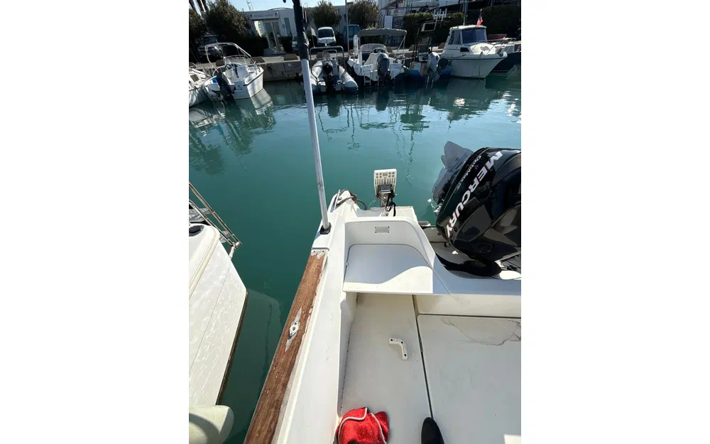 Jeanneau Merry Fisher 580 de segunda mano en venta