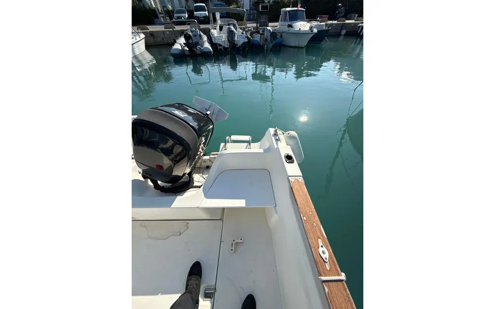 Jeanneau Merry Fisher 580 de segunda mano en venta