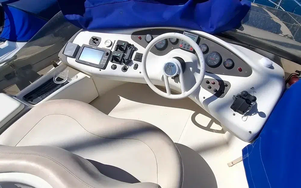 Azimut 42 Fly novos à venda