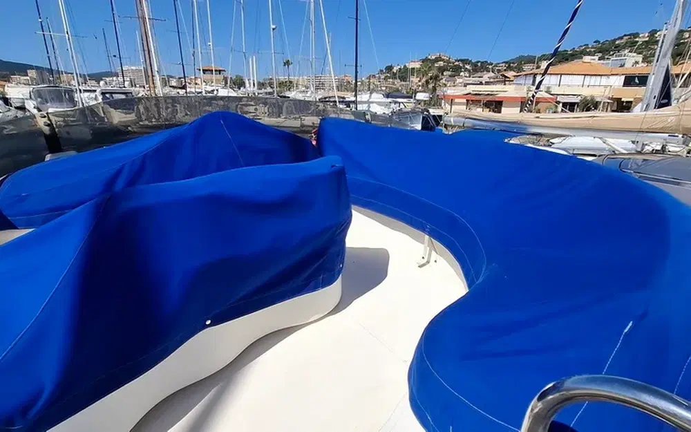 Azimut 42 Fly novos à venda