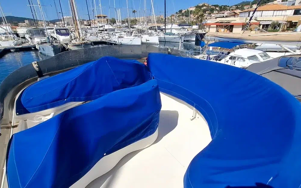 Azimut 42 Fly novos à venda