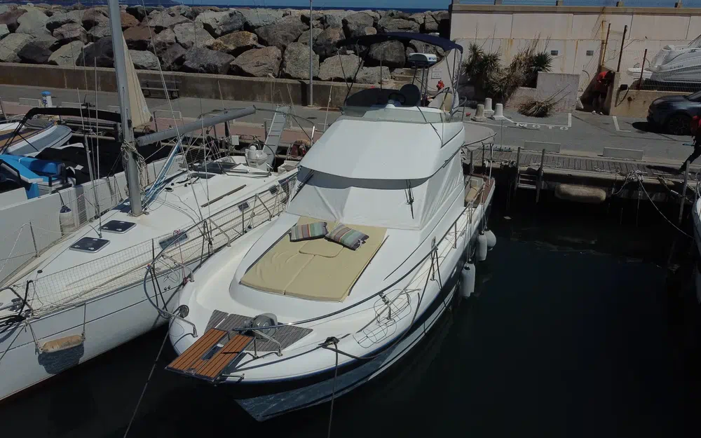 Beneteau Antares 10.80 usata in vendita