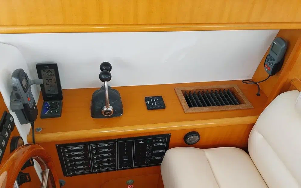 Beneteau Antares 10.80 usata in vendita